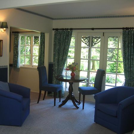 Trelawn Riverside Cottages Arthurs Point 객실 사진
