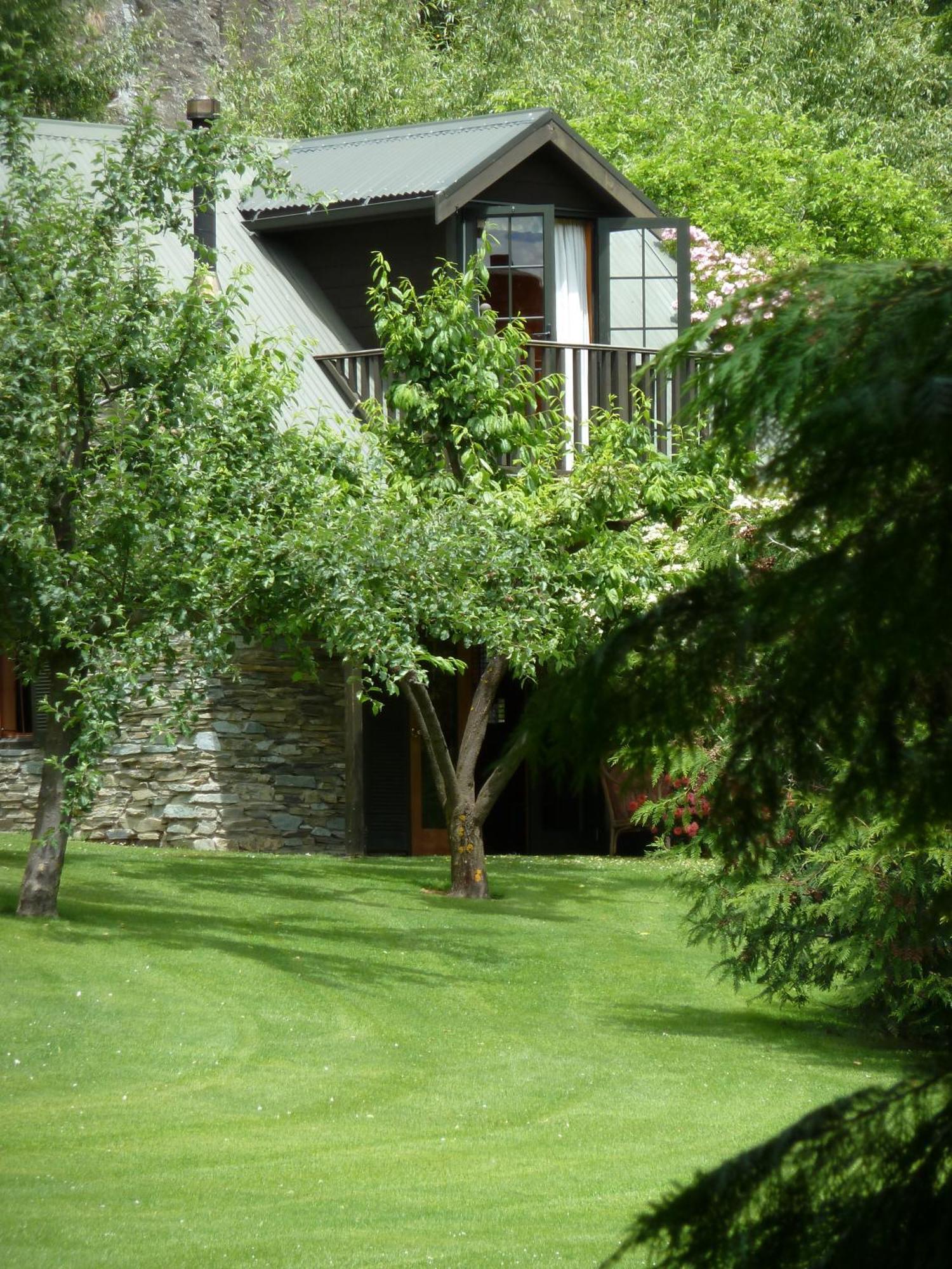 Trelawn Riverside Cottages Arthurs Point 외부 사진