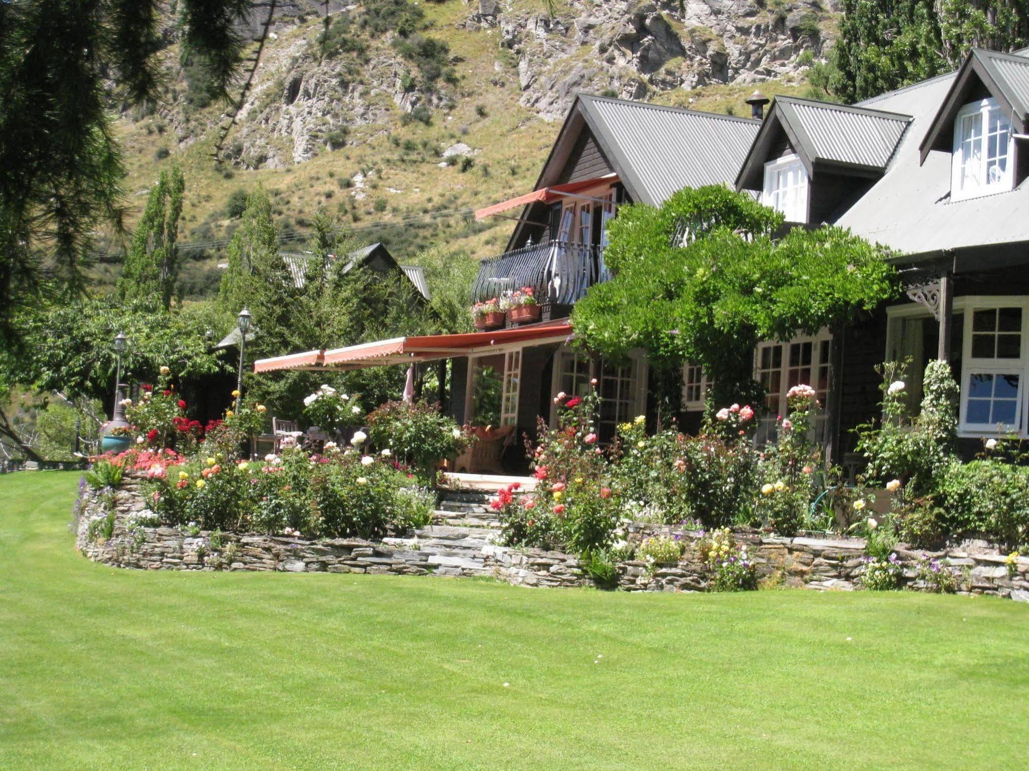 Trelawn Riverside Cottages Arthurs Point 외부 사진